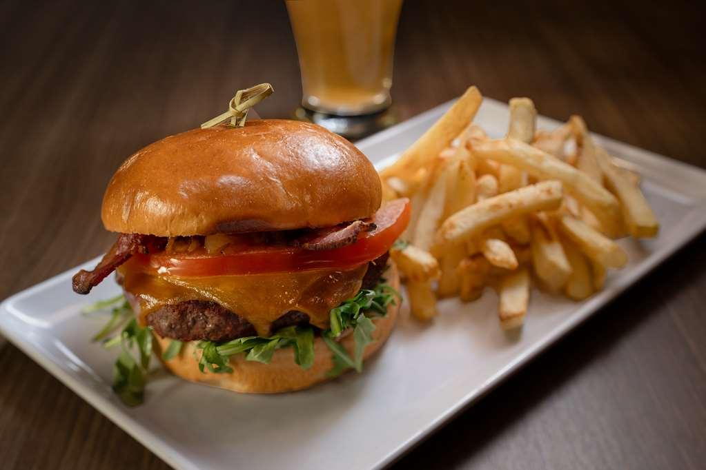 Hyatt Place Nashville/Green Hills 레스토랑 사진